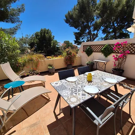 Grande Terrasse Vue Mer, Plancha, Piscine, 2 Appartement
